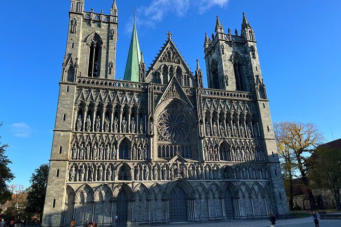 2 Hour City Walk through Trondheim - Nidaros Cathedral: the big stop (and why time matters)