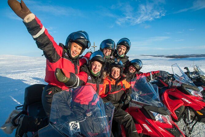 4hr Finnmarksvidda Snowmobile Adventure - The warm break: hot drinks plus snack or cake