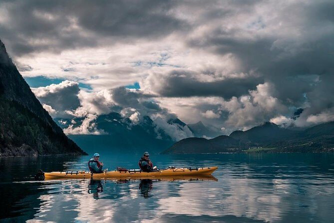 6 Day Fjord Kayaking Trip Norway - Geirangerfjord Highlights and the Seven Sisters Factor