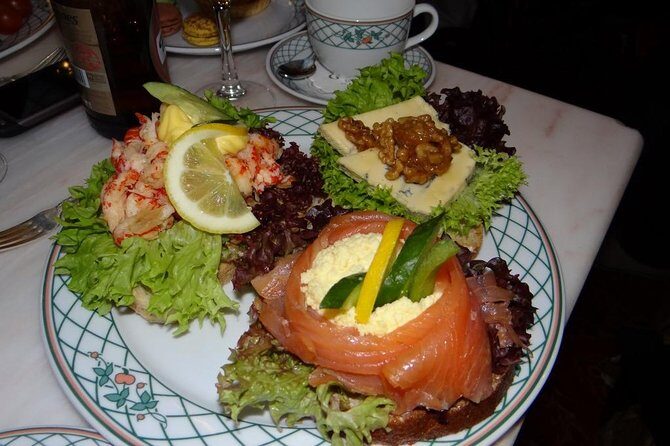 A Well Balanced History and Food Tour with Focus on the Scandinavian Kitchen - How the 3-Hour Route Plays Out in Central Oslo