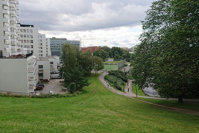 Akerselva River Meander: A Self-Guided Audio Tour - Oslo landmarks close to the route: city energy without the detour