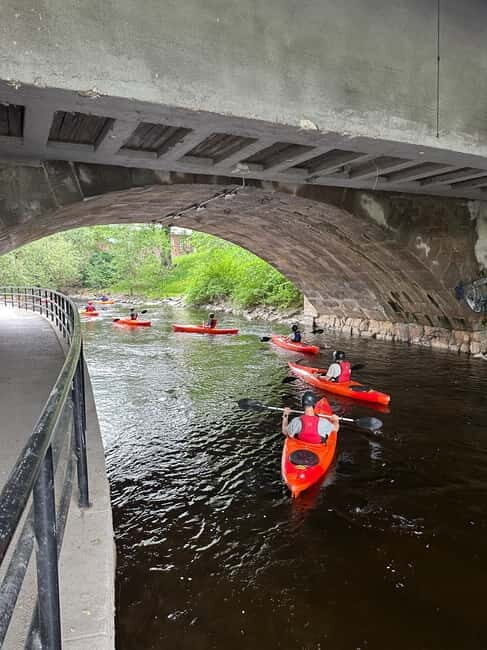 Akerselva River: Urban Paddling Adventure Kayak Tour - What to wear on Akerselva: expect splash, plan your comfort
