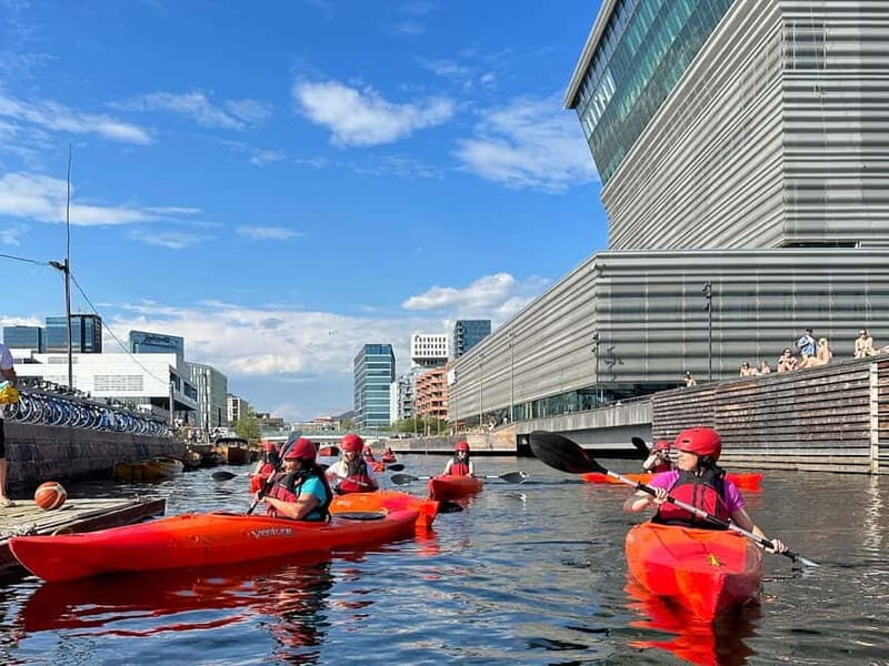 Akerselva River: Urban Paddling Adventure Kayak Tour - Guides, photos, and why it feels safe even when you’re new