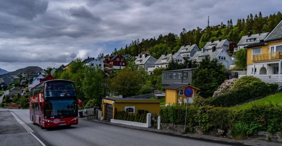 Alesund: City Sightseeing Hop-On Hop-Off Bus Tour - Ålesund by open-top bus: why this route makes sense