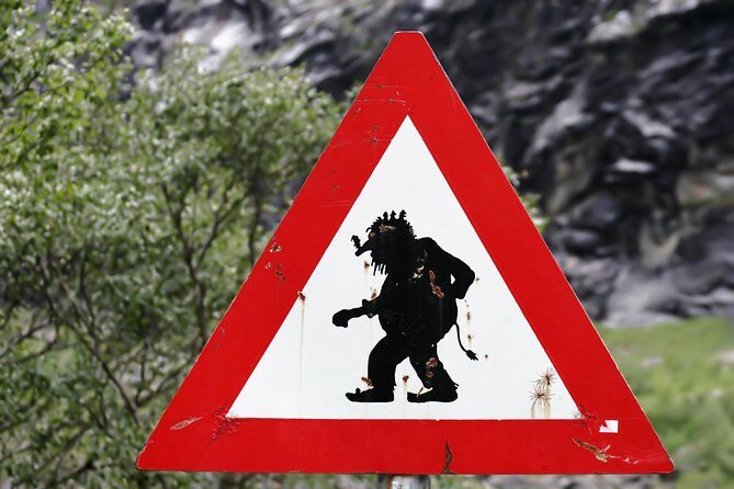 Alesund Shore Excursion: From Fjords to Trolls - Gudbrandsjuvet gorge: a dramatic pause from the bus