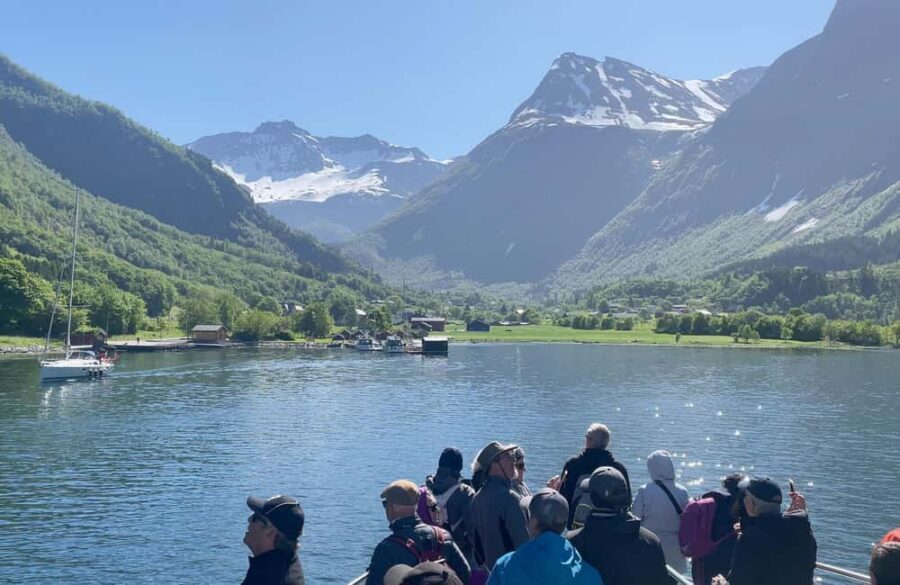 Ålesund to Geiranger Fjord Boat Tour with Return Bus Tour - Ørnesvingen (Eagle Road) Photo Stop: A Viewpoint With Instant Payoff