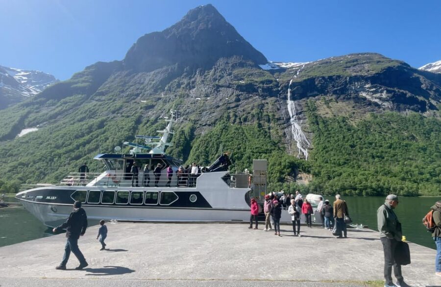 All About the Fjords, in one tour by bus & boat from Ålesund - Audio, guides, and boat noise: Getting the most from the sound system