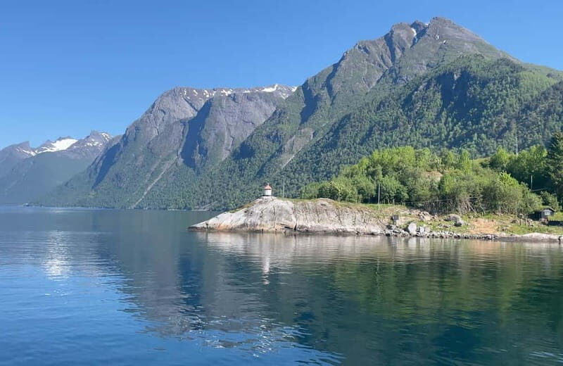 All About the Fjords, in one tour by bus & boat from Ålesund - Timing reality check: Meeting point and departure hiccups