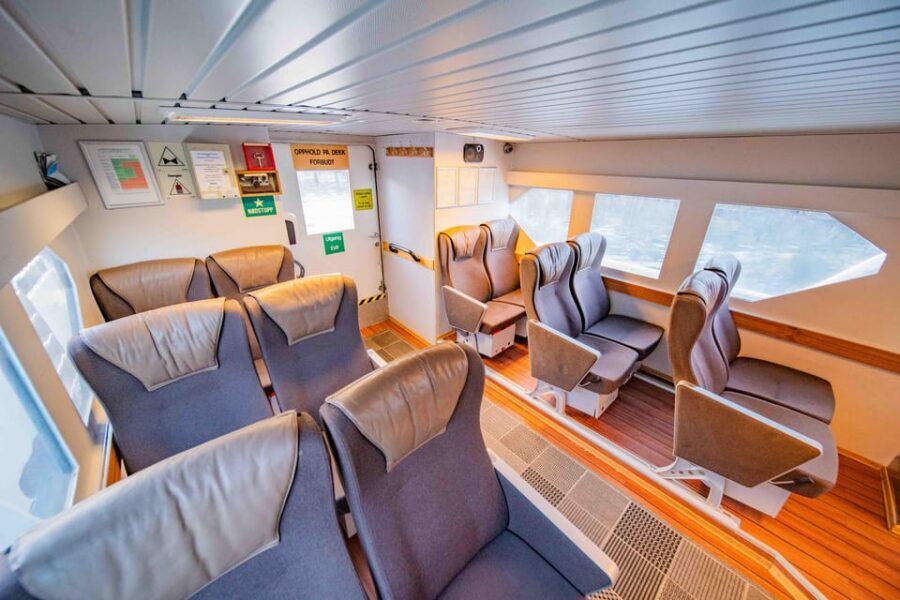 Alta: Altafjord Whale Watching in a Heated Boat - What you’ll do on deck versus inside the cabin
