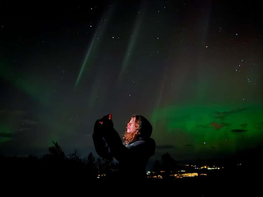 Alta:The Northern Lights Bus – a comfortable Arctic journey - The calm step outside: what happens when you reach a viewing spot