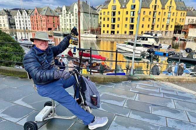 Amazing city walk in Ålesund - Small Group Energy: Tips for Getting the Most Out of Your Guide