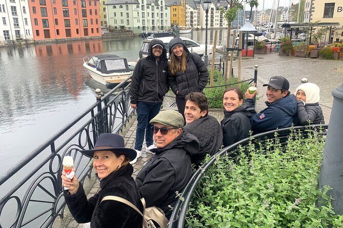 Amazing city walk in Ålesund - Timing, Wind, and Port-Day Reality in Ålesund