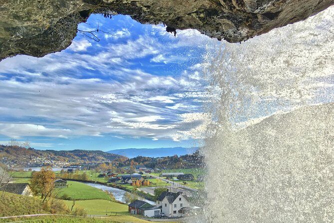 AMAZING HARDANGER FJORD: Private guided round trip from Bergen, 10 hours - Hardangervegen: The Scenic Road That Turns Photo Stops Into Real Breaks