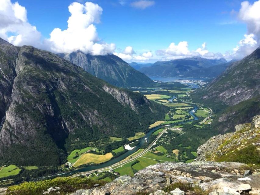 Åndalsnes - Panoramatour Trollstigen & Troll Wand - Trollstigen and Trollveggen in 3 hours: why this combo works