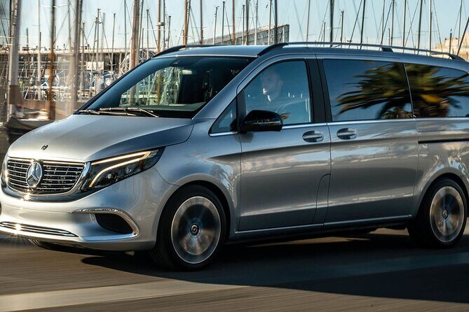 Arrival Private Transfer from Bergen Airport BGO to Bergen by luxury minivan - The 25-minute ride: what to expect from BGO to Bergen