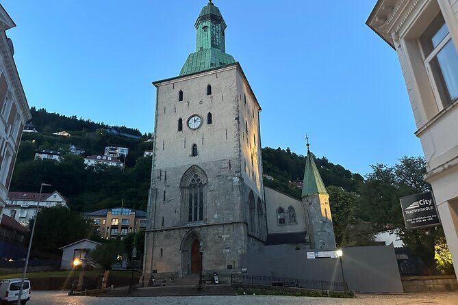 Audio Walking Tour in Bergen Famous Ghosts Location - Outside the Old Town Hall: Dungeon and Hangings