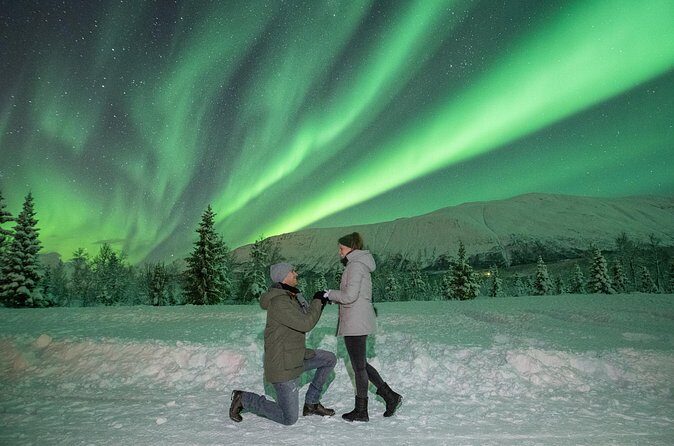 Aurora Safari Chase by big bus, free Photos, toilet onboard - Photos: Free Downloads, Camera Tips, and the Fine Print to Ask