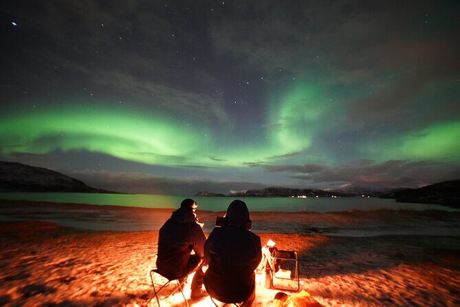 Aurora tour with free portrait and bonfire - Thermal Suits: The Real Value in the Cold