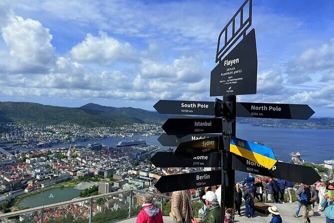 Authentic Bergen Interactive Private Walking Tour - From Grieg to Bergenhus: music meets medieval power