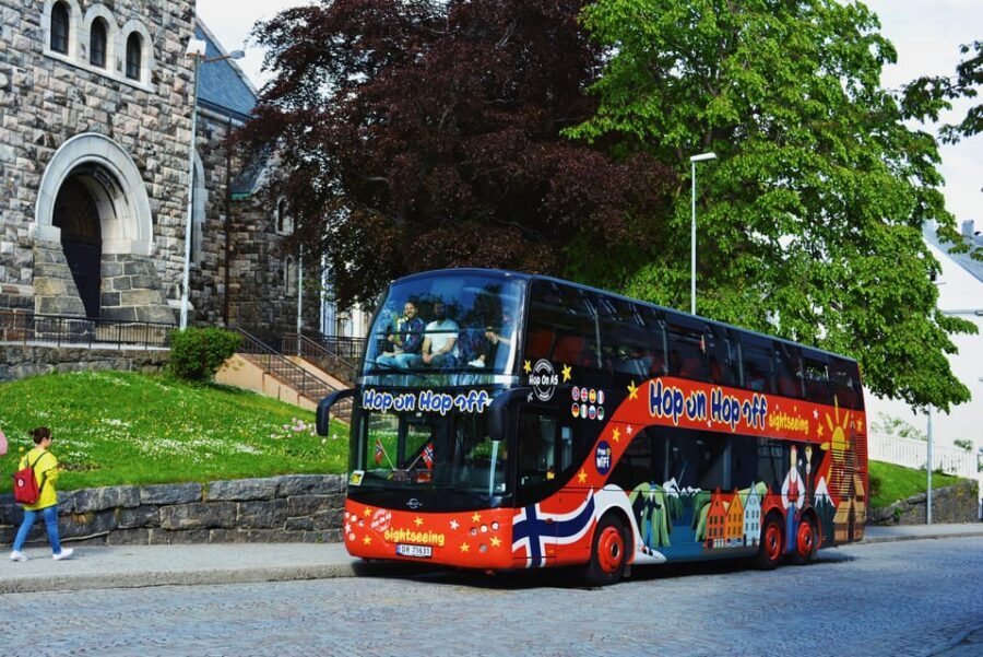 Bergen: 24-Hour Hop-On, Hop-Off Bus Ticket GrayLine - Bryggen and the Fish Market: the UNESCO-core, up close