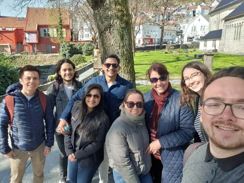 Bergen: Authentic Morning Walking Tour - Your Bergen morning, guided like a local conversation