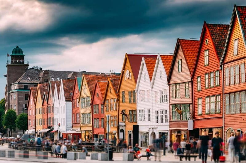 Bergen: Authentic Morning Walking Tour - How two hours is structured (and why it works)