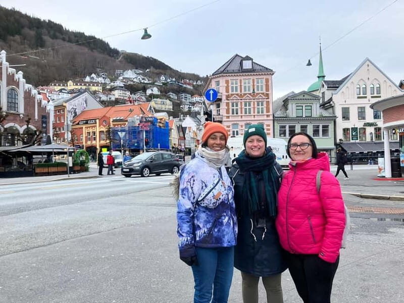 Bergen: Authentic Morning Walking Tour - Guide spotlights: Sami, Neal, Sammy, and Jakob-style pacing
