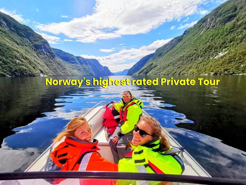 Bergen: Bergen Fjord by Zodiac or Pontoon Boat - Skipper commentary that turns scenery into a story
