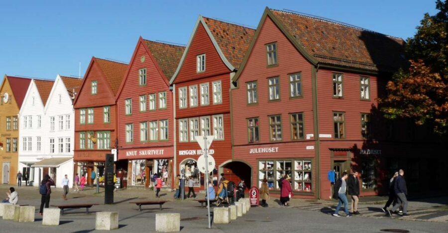 Bergen: City Tour on Foot - Before you go: a practical checklist for a smooth two hours