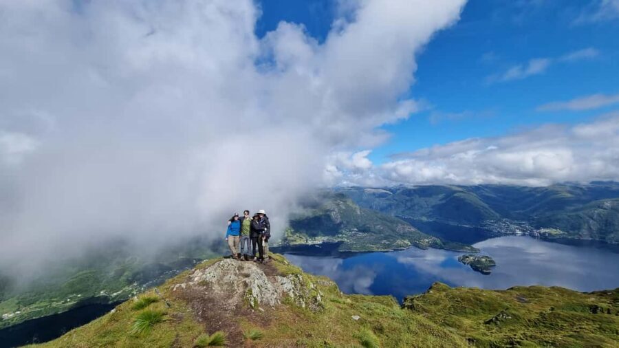 Bergen: Fjord Hiking - Break time and lunch viewpoint: where the fjords show up