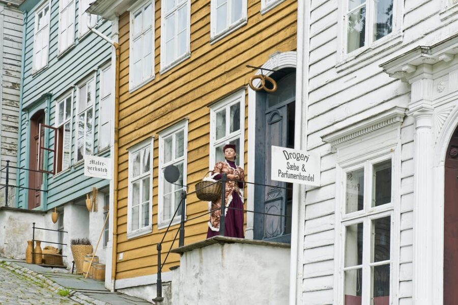 Bergen: Guided Car Tour with Old Bergen Museum & Fantoft … - Bryggen Hanseatic Wharf: a quick start and fast orientation
