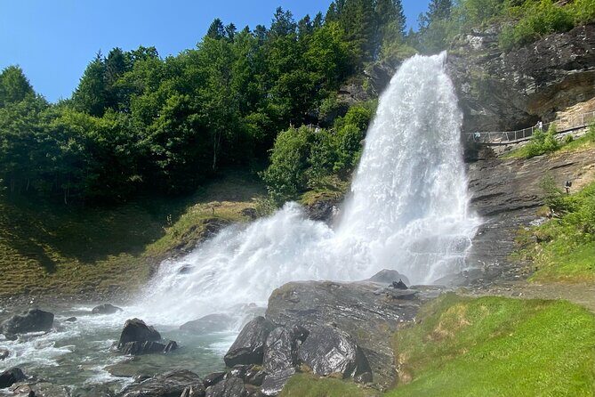 Bergen in a day, Guided tour: Old Town, Waterfalls & Waffles - Steinsdalsfossen: walking behind the falls and warming up with waffles