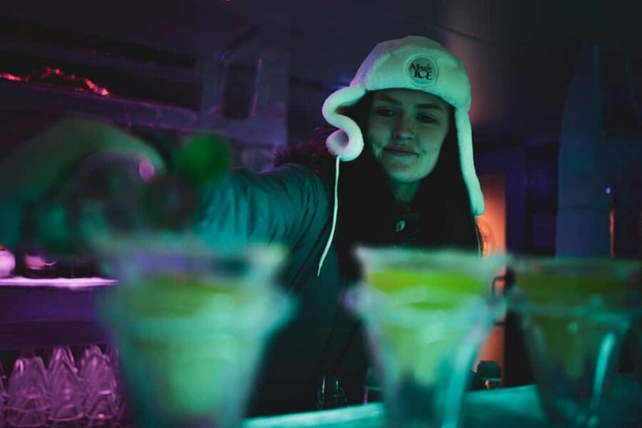 Bergen: Magic Ice Bar Entry Ticket with Welcome Drink - Walking the ice-art gallery with LED lights and music