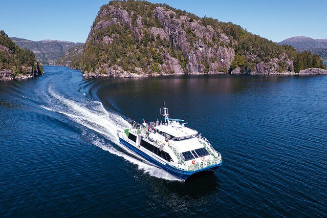 Bergen: Mostraumen Fjord Cruise with Local Guide - Bergen departure timing: two rides, two different vibes