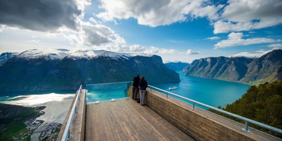 Bergen: Nærøyfjorden, Flåm, and Stegastein Guided Bus Tour - Quick hits before you go
