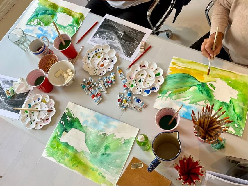 Bergen: paint Norwegian landscape with watercolor - The 2.5-hour flow: how the class actually moves