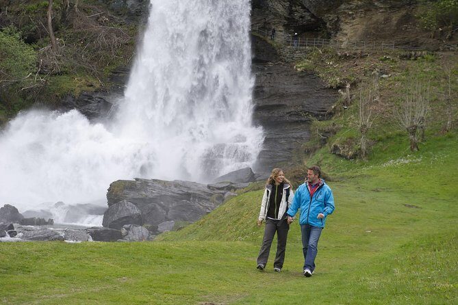 Bergen: Private Full-Day Roundtrip to Hardangerfjord with cruise - The Hardangerfjord cruise: why 40 minutes is the right amount