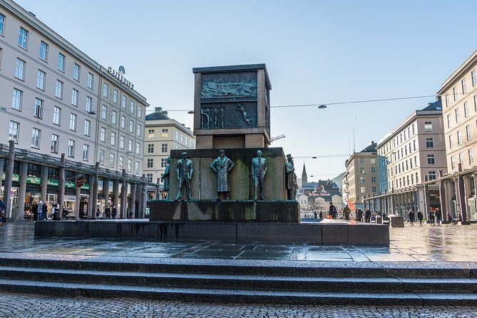 Bergen Private Walking Tour With A Professional Guide - Key things to look for before you go