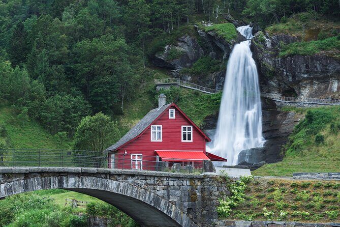 Bergen : Private Waterfalls and Wonders Tour in Norway - Bergen to Hardanger: A Waterfall-and-Fjord Day You Can Keep Easy