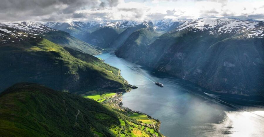 Bergen: Self-Guided Day Trip to Oslo - Bergen Railway to Voss: a smooth start that sets the tone