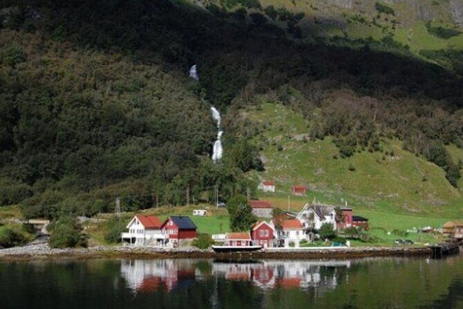 Bergen to Flam "The King of Fjords" One-Way or Round-Trip Cruise Ticket - Price and value: why $185.31 can be fair (or frustrating)