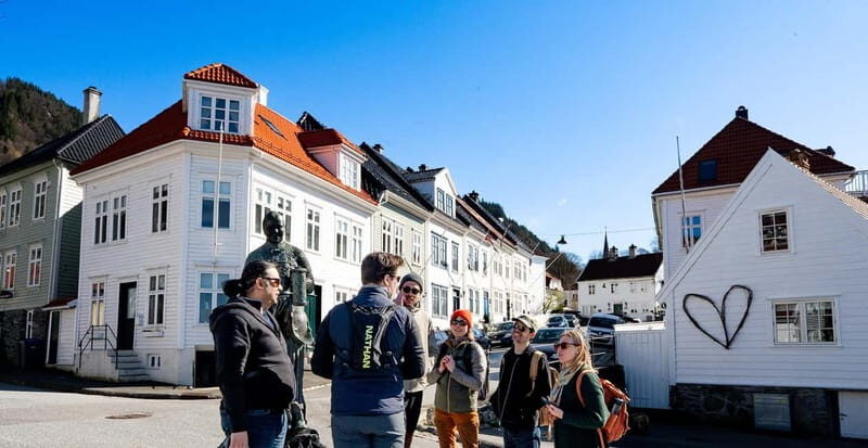 Bergen: Urban Mountain Hiking and History Tour - Key things you’ll notice on this Bergen hike
