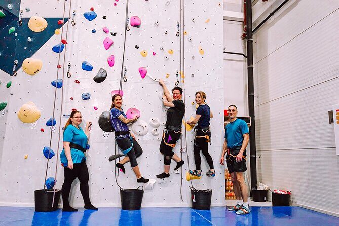 Climbing in Mørkvedhallen Klatresenter - Why Mørkvedhallen feels like a local climbing club