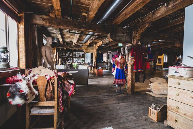 Cod Tasting experience, Norwegian history and Food culture - Timing in Tromsø: the 5 pm start and how to plan your evening