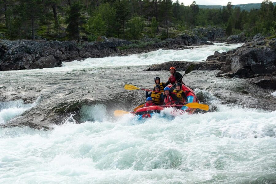 Dagali/Geilo: White Water Rafting Adventure - level 2 - Who this Level 2 rafting fits best—and who should skip it