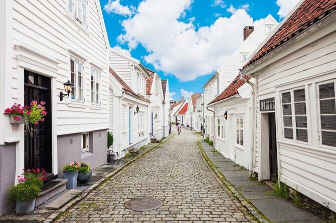Discover Sensational Stavanger: Self-Guided Audio Tour - Your route in plain terms: Vågen to the Phileas Fogg area