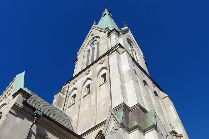 e-Scavenger hunt Kristiansand: Explore the city at your own pace - Kristiansand Cathedral: big seating in a major landmark