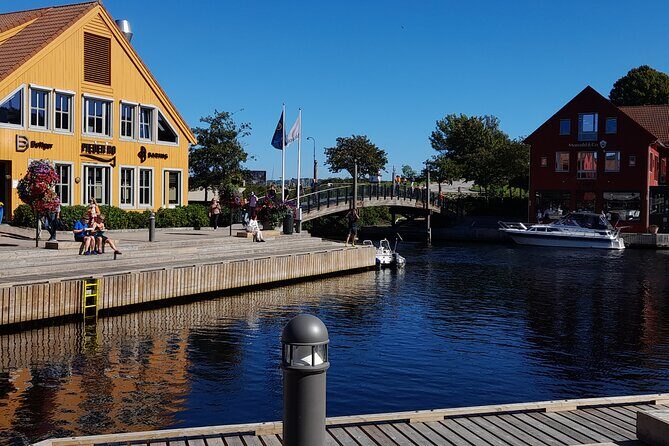 e-Scavenger hunt Kristiansand: Explore the city at your own pace - The marina boulevard: a coastline view break