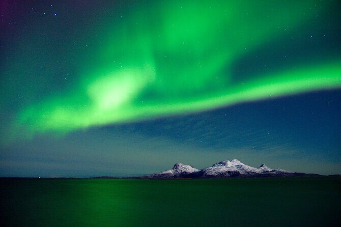 eBike Northern Lights tour by the bonfire - E-Bikes, Helmets, and Walkie-Talkies: The Real “Convenience Factor”
