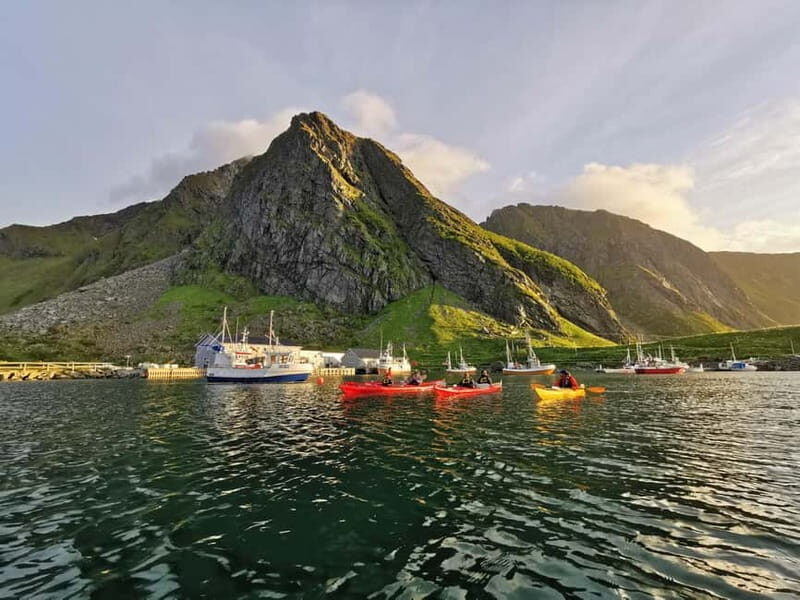 Eggum Lofoten: Kayaking Tour in Lofoten with Snacks - Pace and group size: why the experience stays friendly